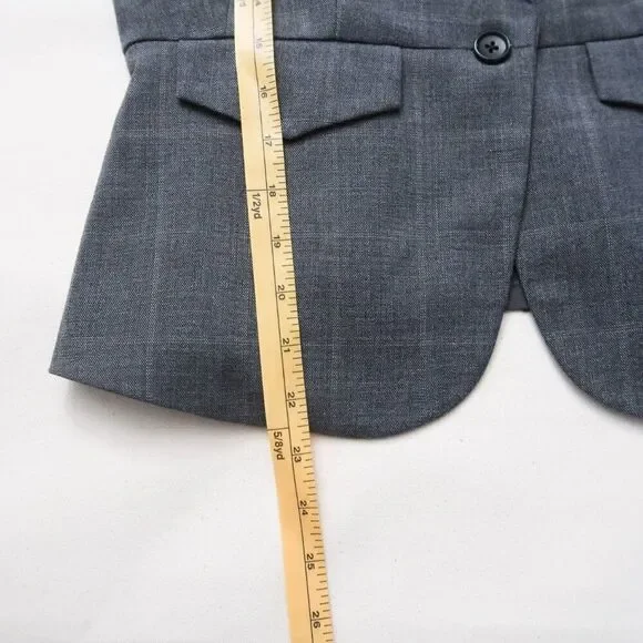 Banana Republic Blazer in size 4 - Picture 11 of 11